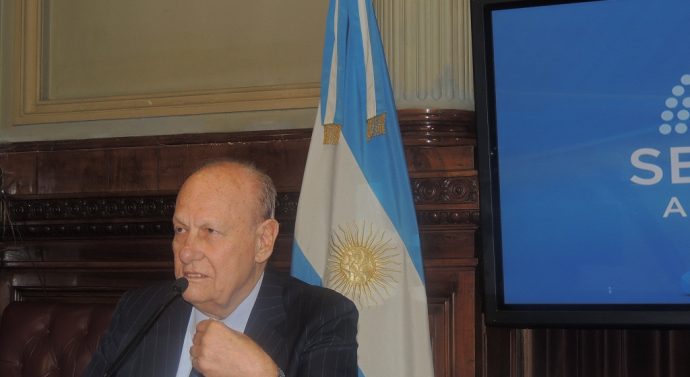 Una bomba de tiempo en la economía argentina y como terminar con ella