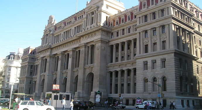 El Poder Judicial debe liderar la recuperación institucional y económica de la Argentina